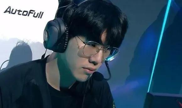 需队友的外 需队友的外