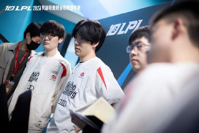 减少信息盲 减少信息盲